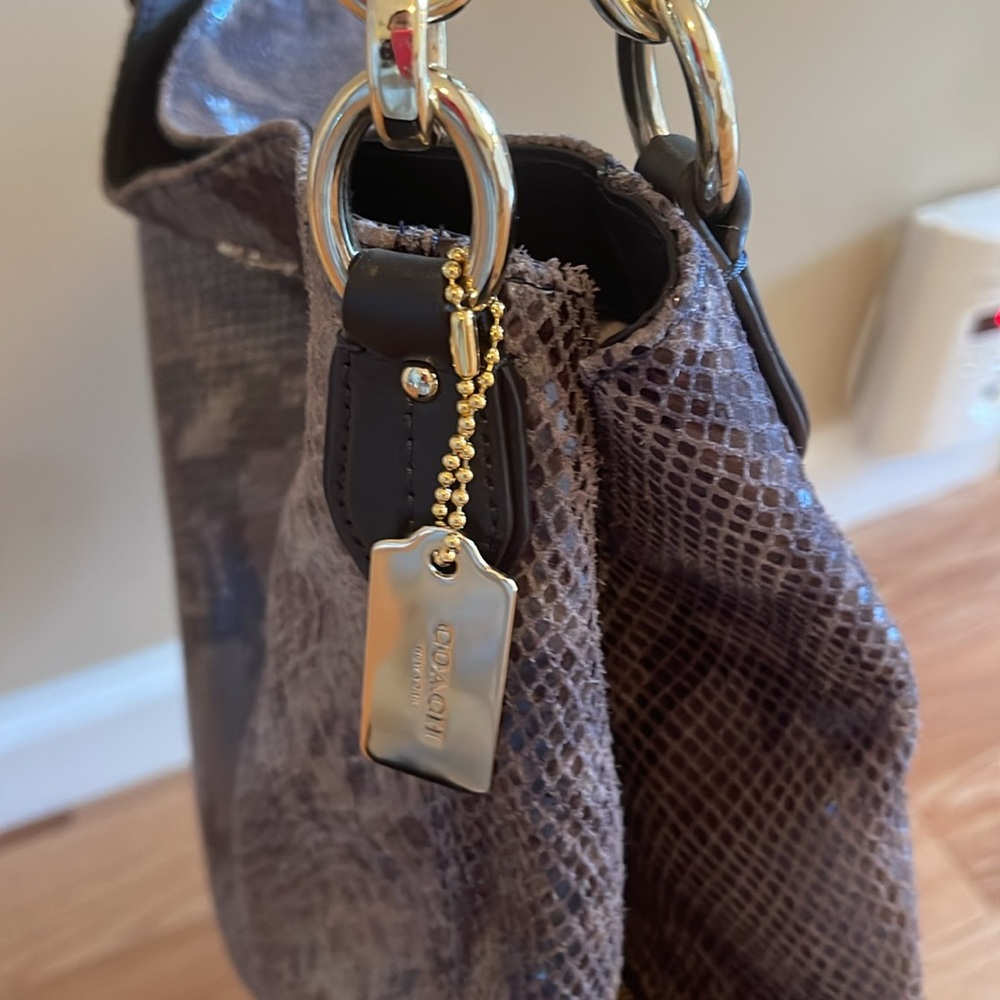 Coach Handbag - Picture 5 of 9